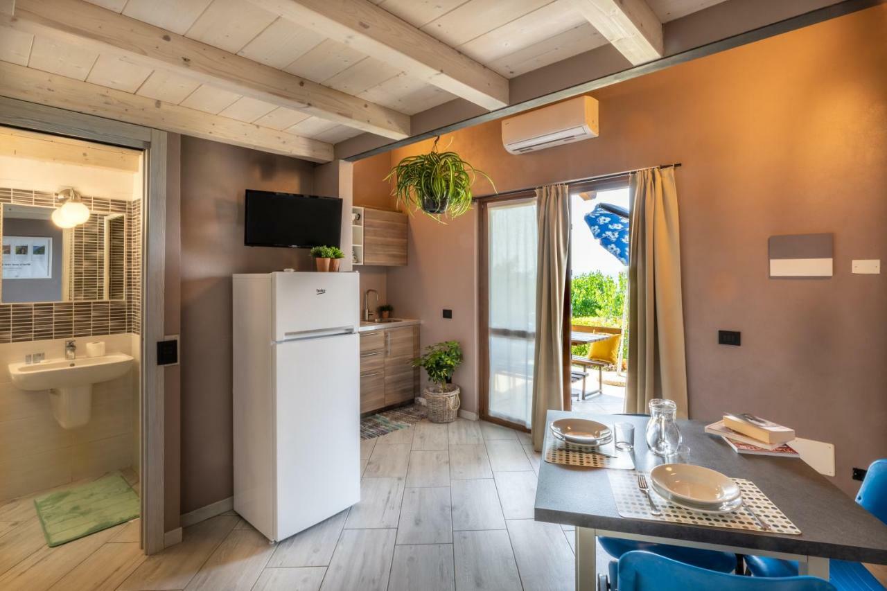 Aparthotel Borgo Blu Poggio Lazise Exterior foto